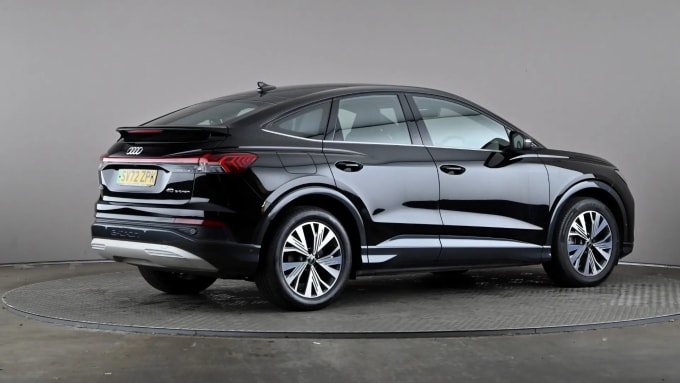 2022 Audi Q4