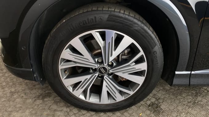2022 Audi Q4