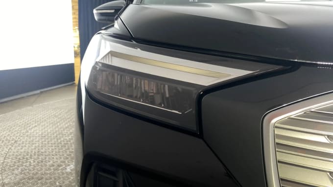 2022 Audi Q4