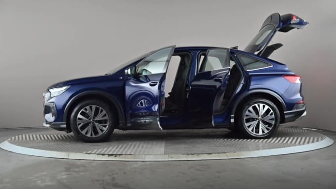 2022 Audi Q4