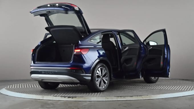2022 Audi Q4