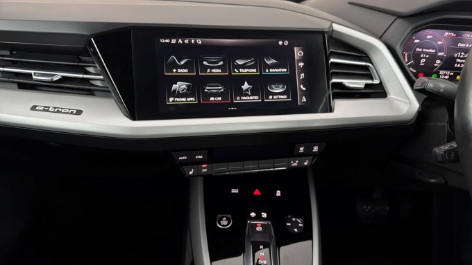 2022 Audi Q4