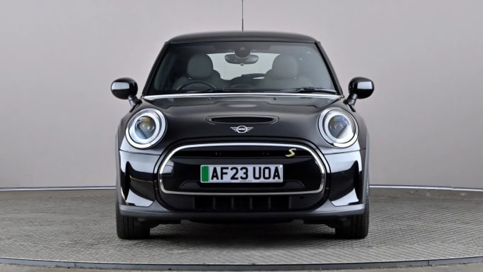 2023 Mini Hatch