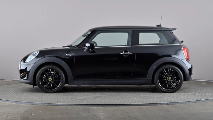 2023 Mini Hatch