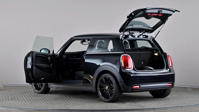 2023 Mini Hatch