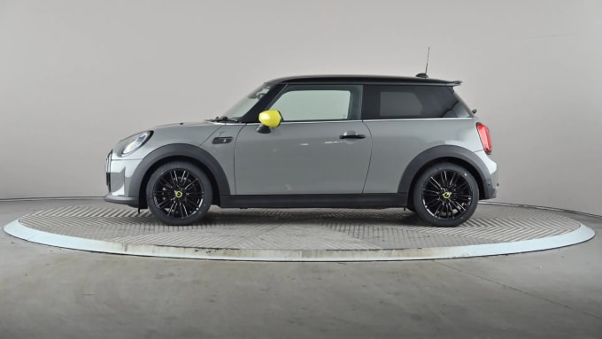 2021 Mini Hatch