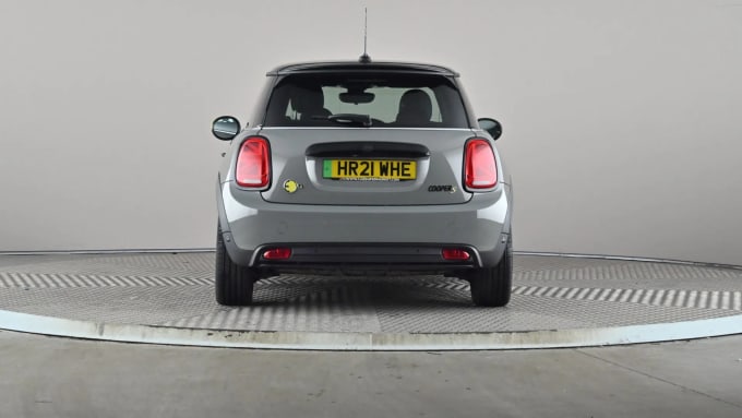 2021 Mini Hatch