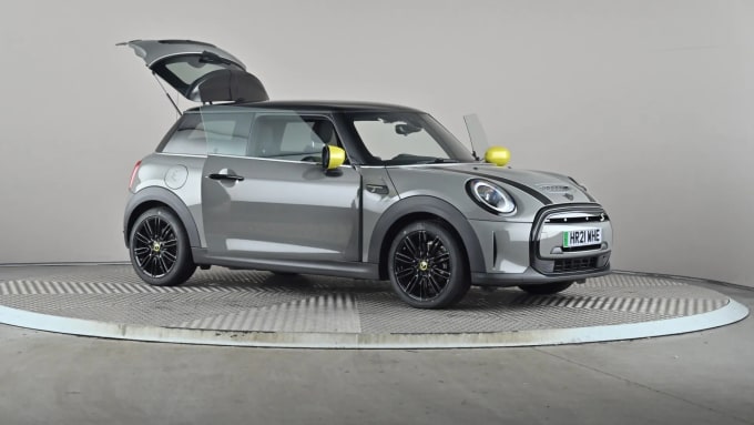 2021 Mini Hatch