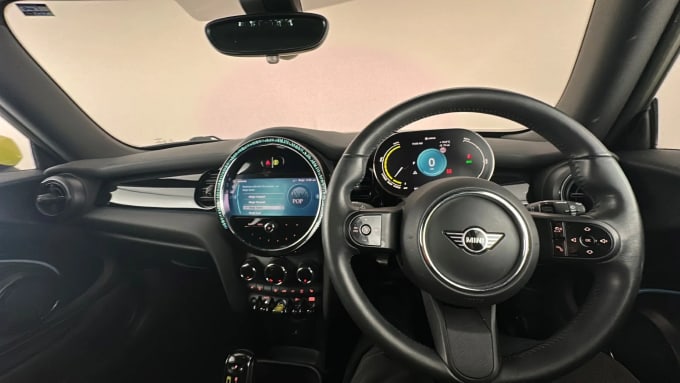 2021 Mini Hatch