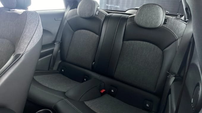 2020 Mini Hatch