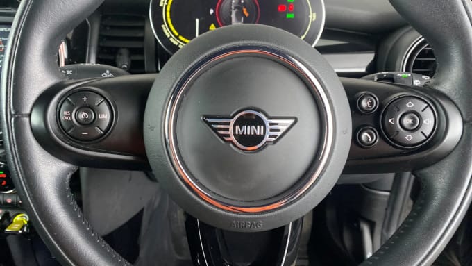 2020 Mini Hatch
