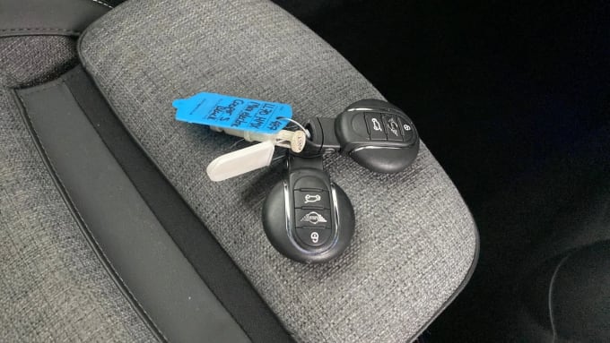 2020 Mini Hatch