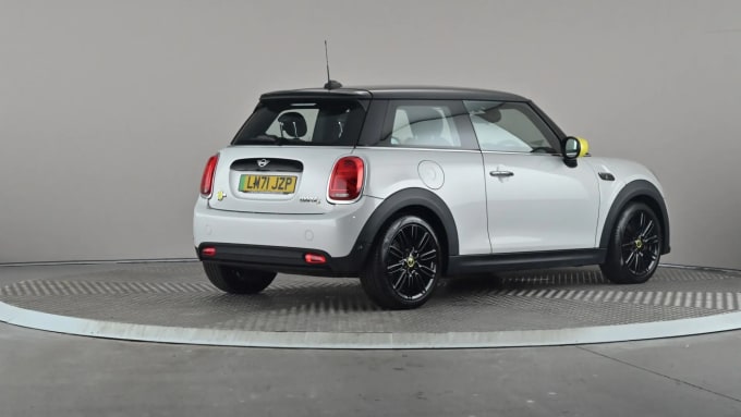2021 Mini Hatch