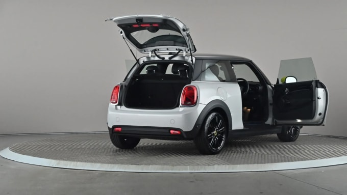 2021 Mini Hatch