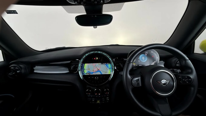 2021 Mini Hatch
