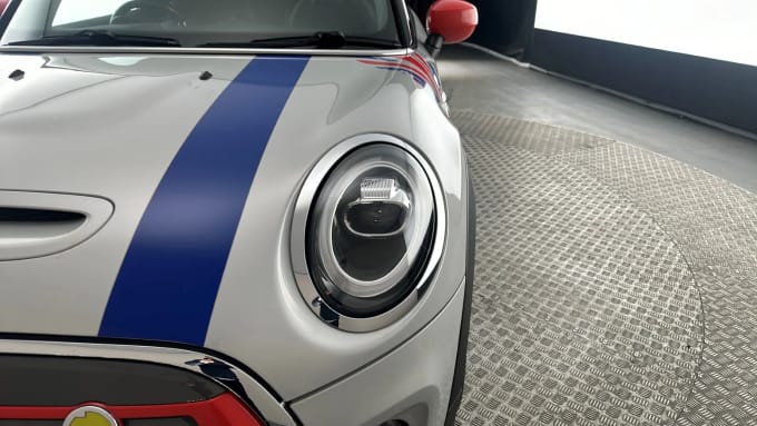 2020 Mini Hatch