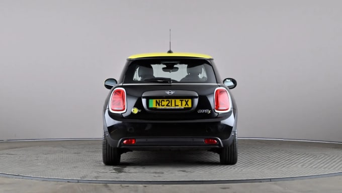 2021 Mini Hatch