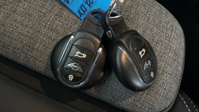 2021 Mini Hatch