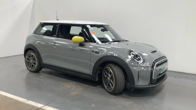 2022 Mini Hatch
