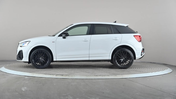 2021 Audi Q2
