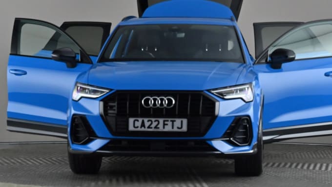 2022 Audi Q3