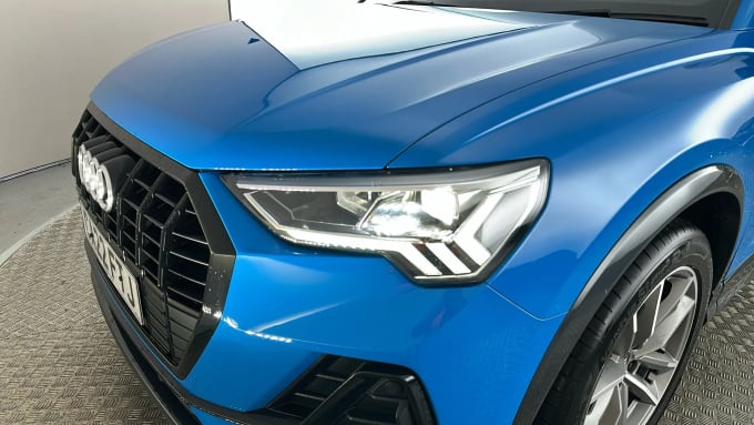 2022 Audi Q3