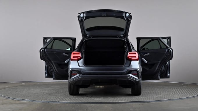 2021 Audi Q2