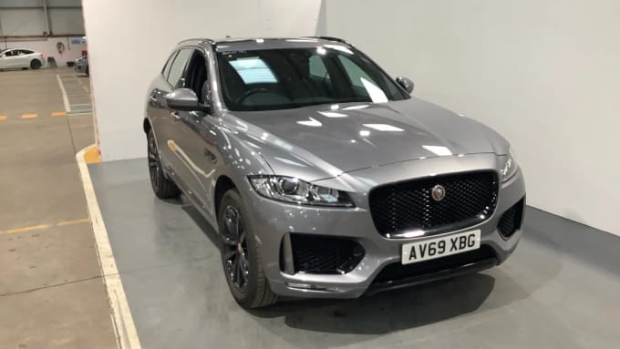 2019 Jaguar F-pace