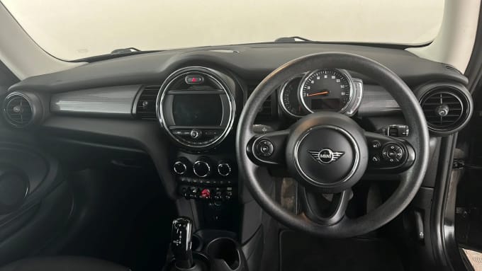 2020 Mini Hatch