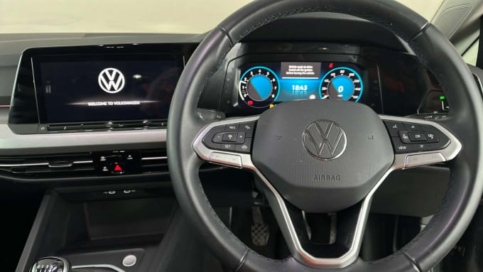 2024 Volkswagen Golf