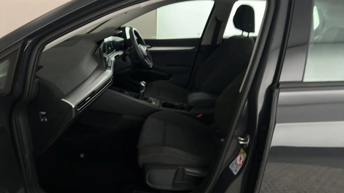 2024 Volkswagen Golf