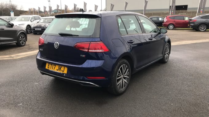 2017 Volkswagen Golf