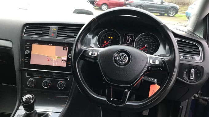 2017 Volkswagen Golf