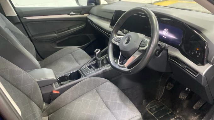 2022 Volkswagen Golf