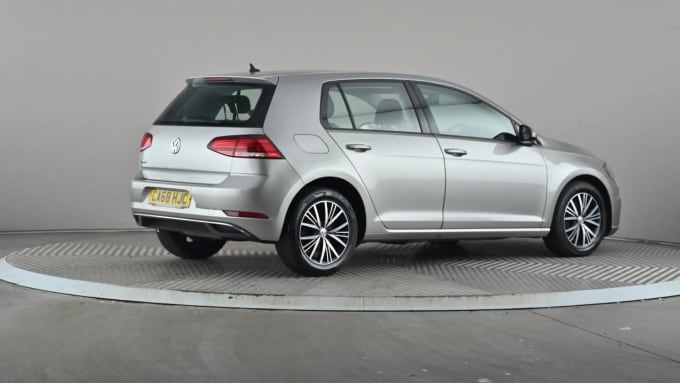 2018 Volkswagen Golf