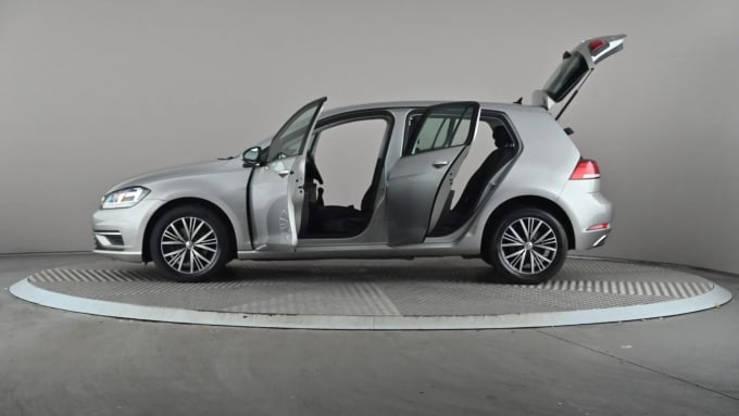 2018 Volkswagen Golf