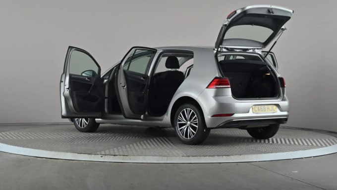2018 Volkswagen Golf