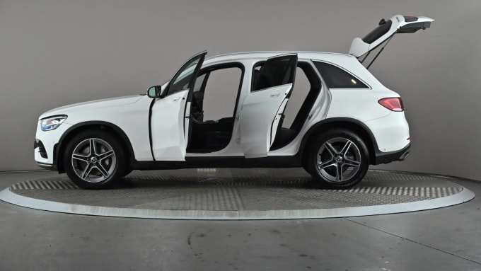 2021 Mercedes-benz Glc