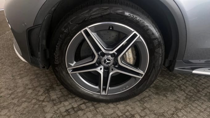 2021 Mercedes-benz Glc