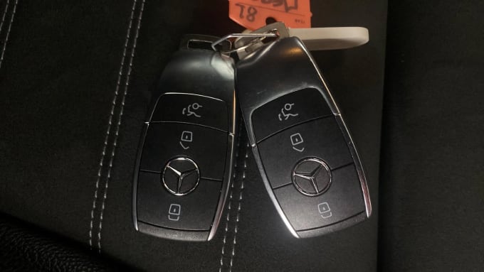 2021 Mercedes-benz Glc