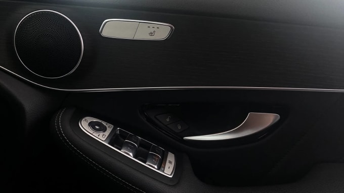 2021 Mercedes-benz Glc