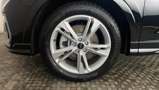 2024 Audi Q3