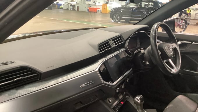 2021 Audi Q3