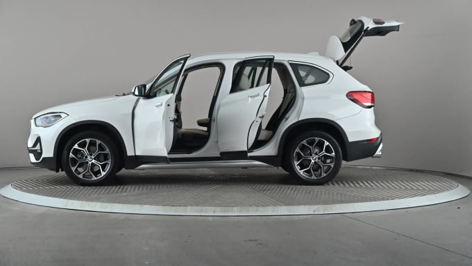 2021 BMW X1