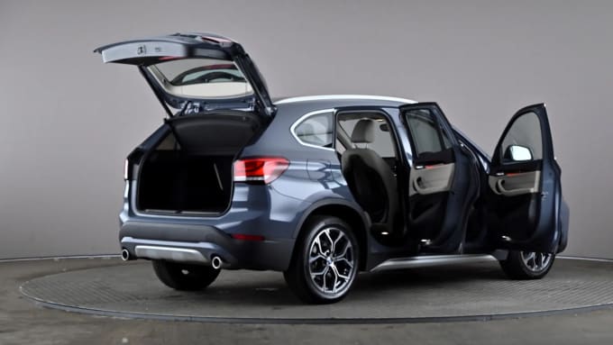 2022 BMW X1