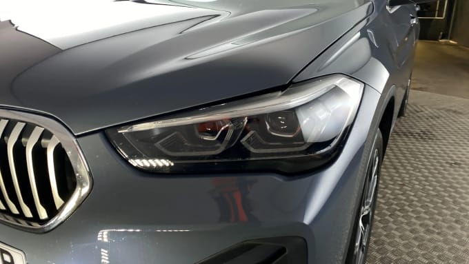 2022 BMW X1
