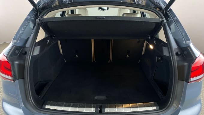 2022 BMW X1