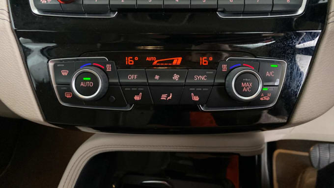 2022 BMW X1
