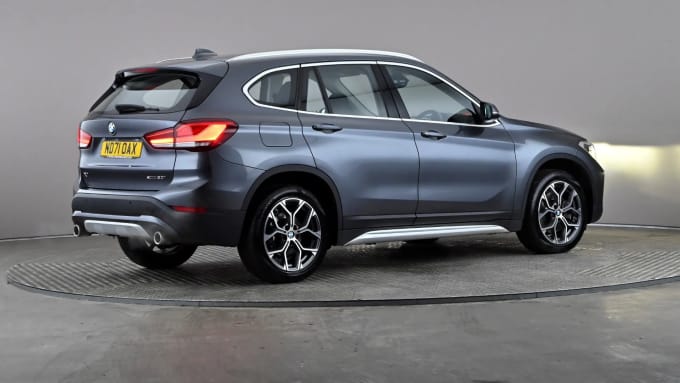 2021 BMW X1