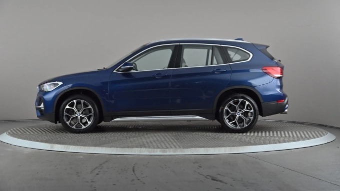 2022 BMW X1